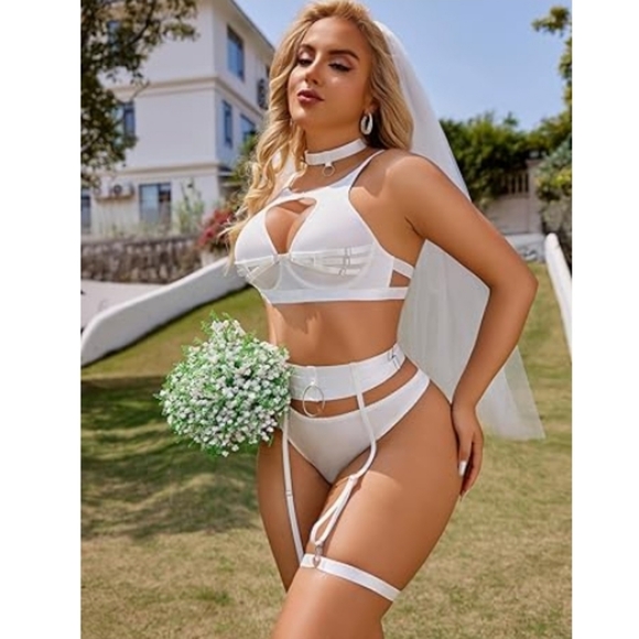 Sexy Lingerie Set with Underwire Garter Belt  5 Piece with Choker White - Picture 4 of 7